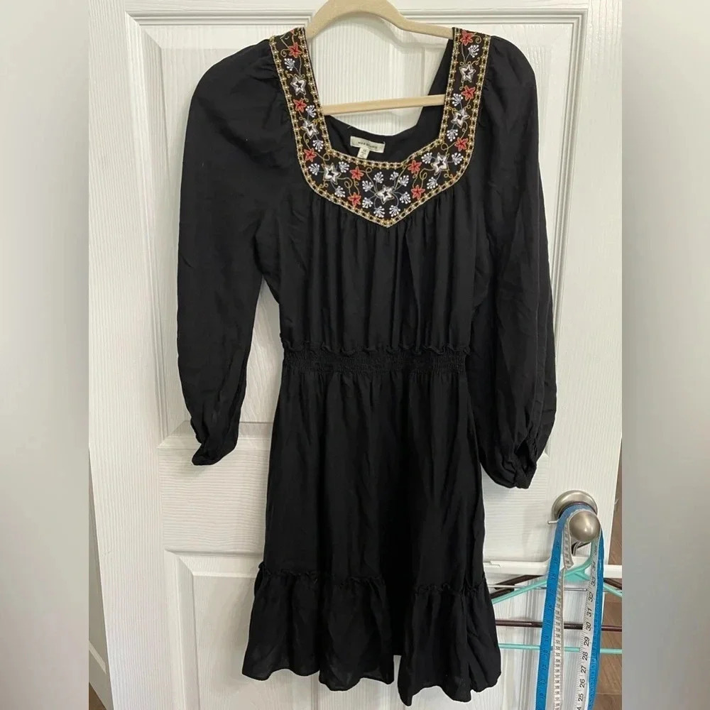 Max Studio Boho Romantic Peasant Square Neck Embroidered Dress XS Long Sleeve - Picture 3 of 7
